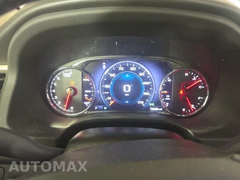 2018 GMC Acadia Denali 5SA – miniatura 12