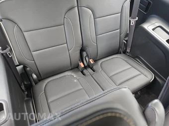 2018 GMC Acadia Denali 5SA – miniatura 14