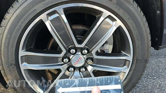 2018 GMC Acadia Denali 5SA – miniatura 35