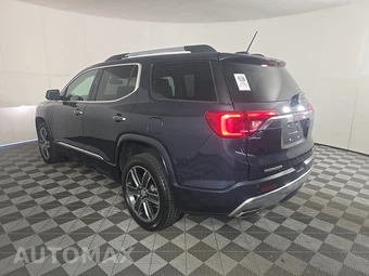 2018 GMC Acadia Denali 5SA – miniatura 6
