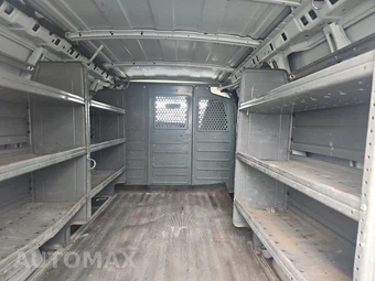 2018 GMC Savana 2500 Cargo Van 1WT 135.0" WB - miniatura 15