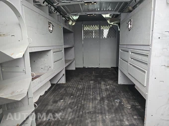 2018 GMC Savana 2500 Cargo Van 1WT 135.0" WB - miniatura 16