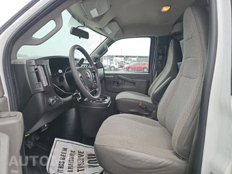 2018 GMC Savana 2500 Cargo Van 1WT 135.0" WB - miniatura 7