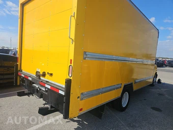 2018 GMC Savana 3500 Cutaway 1WT DRW 177.0" WB - miniatura 4