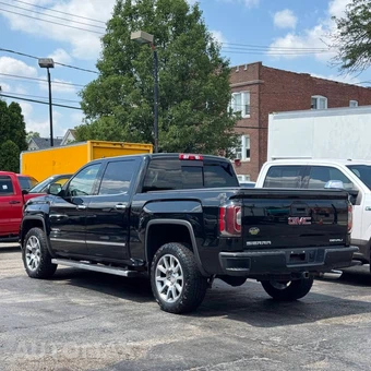 2018 GMC Sierra 1500 Denali Crew Cab Short Bed - miniatura 5