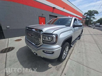 2018 GMC Sierra 1500 Denali Crew Cab Short Bed 5SA