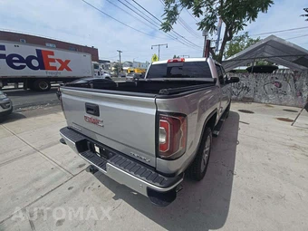 2018 GMC Sierra 1500 Denali Crew Cab Short Bed 5SA - miniatura 3