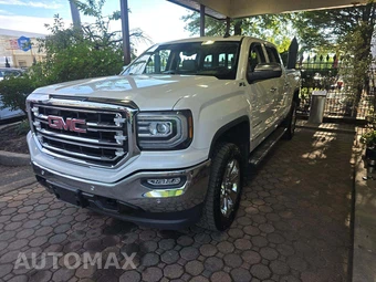 2018 GMC Sierra 1500 SLT Crew Cab Short Bed 4SA