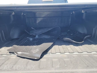 2018 GMC Sierra 1500 SLT Crew Cab Short Bed 4SA - miniatura 16