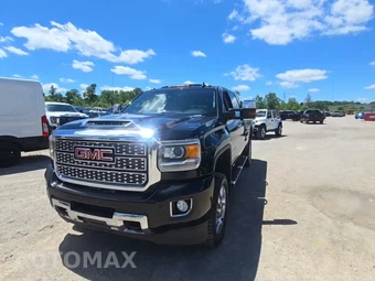 2018 GMC Sierra 2500 Denali HD Crew Cab Medium Bed