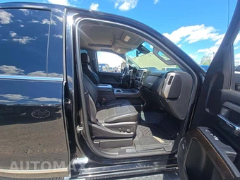 2018 GMC Sierra 2500 Denali HD Crew Cab Medium Bed - miniatura 15