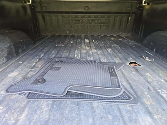2018 GMC Sierra 2500 Denali HD Crew Cab Medium Bed 5SA - miniatura 14
