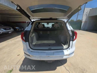 2018 GMC Terrain Denali 5SA – miniatura 11