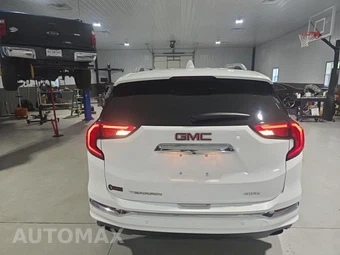 2018 GMC Terrain Denali 5SA - miniatura 5