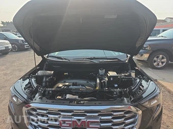 2018 GMC Terrain Denali 5SA - miniatura 19
