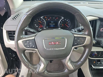 2018 GMC Terrain Denali 5SA - miniatura 10