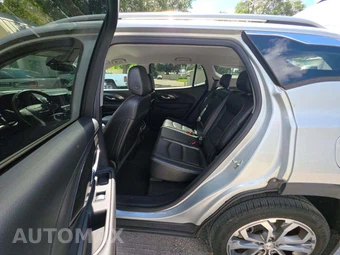 2018 GMC Terrain SLT 4SA – miniatura 10