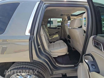 2018 GMC Yukon Denali - miniatura 14