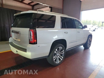 2018 GMC Yukon Denali 5SA - miniatura 4