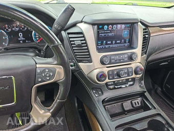 2018 GMC Yukon Denali 5SA - miniatura 10