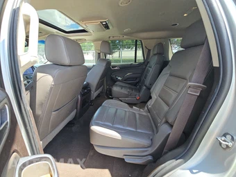 2018 GMC Yukon Denali 5SA - miniatura 13
