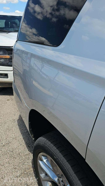 2018 GMC Yukon Denali 5SA - miniatura 24