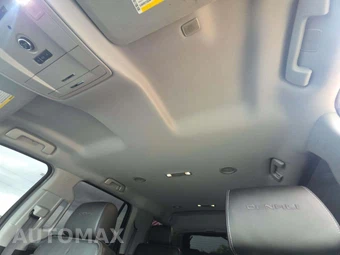 2018 GMC Yukon Denali 5SA - miniatura 11