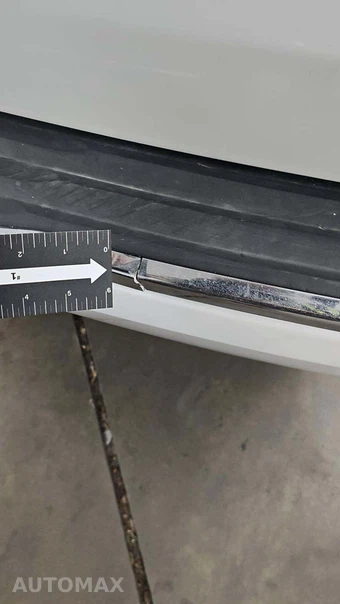2018 GMC Yukon Denali 5SA - miniatura 22