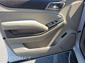2018 GMC Yukon Denali 5SA - miniatura 9