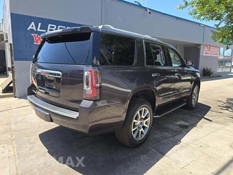 2018 GMC Yukon Denali 5SA - miniatura 3