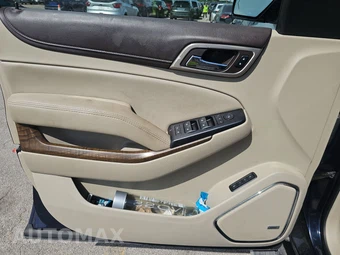 2018 GMC Yukon Denali 5SA - miniatura 9