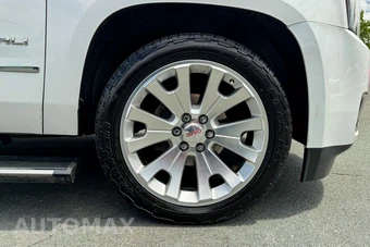 2018 GMC Yukon Denali 5SA - miniatura 10