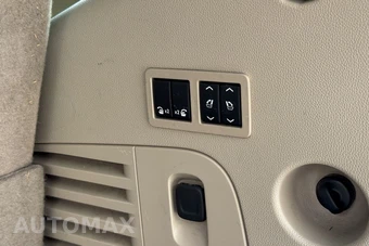2018 GMC Yukon Denali 5SA - miniatura 20