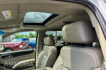 2018 GMC Yukon Denali 5SA - miniatura 24