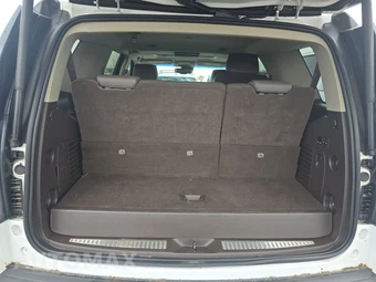 2018 GMC Yukon Denali 5SA - miniatura 17