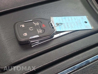 2018 GMC Yukon Denali 5SA - miniatura 8