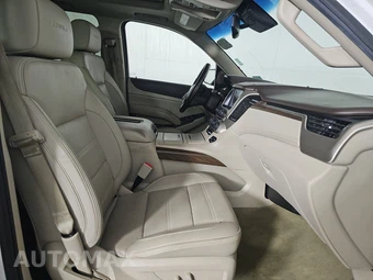 2018 GMC Yukon Denali 5SA - miniatura 8