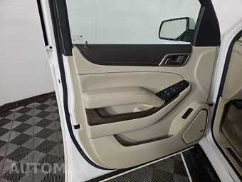 2018 GMC Yukon Denali 5SA - miniatura 9