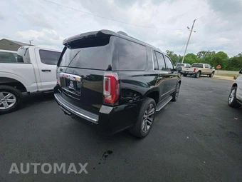2018 GMC Yukon Denali 5SA - miniatura 3