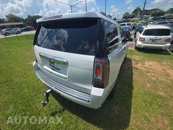 2018 GMC Yukon Denali 5SA - miniatura 3
