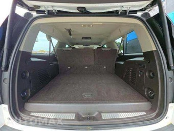 2018 GMC Yukon Denali XL 5SA - miniatura 16