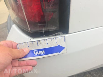 2018 GMC Yukon Denali XL 5SA - miniatura 25