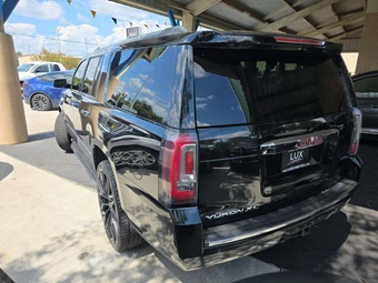 2018 GMC Yukon Denali XL 5SA - miniatura 2