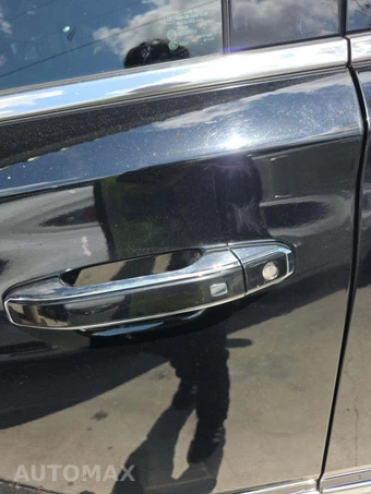 2018 GMC Yukon Denali XL 5SA - miniatura 24