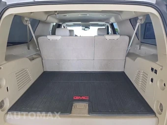 2018 GMC Yukon Denali XL 5SA - miniatura 14
