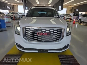 2018 GMC Yukon Denali XL 5SA - miniatura 2