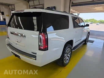 2018 GMC Yukon Denali XL 5SA - miniatura 4