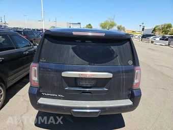 2018 GMC Yukon Denali XL 5SA - miniatura 5