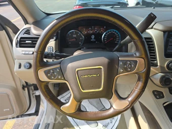 2018 GMC Yukon Denali XL 5SA - miniatura 10