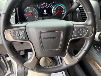 2018 GMC Yukon Denali XL 5SA - miniatura 17